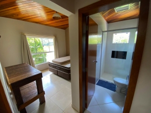  T.F