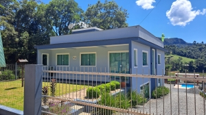  Casa na represa rio bonito