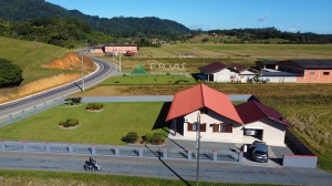  casa em rio dos cedros