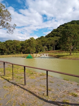  sitio em rio dos cedros