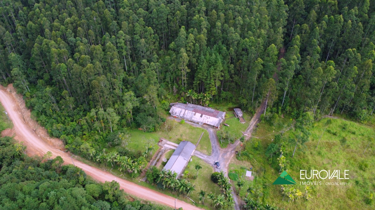ÁREA RURAL NA REGIÃO DOS LAGOS