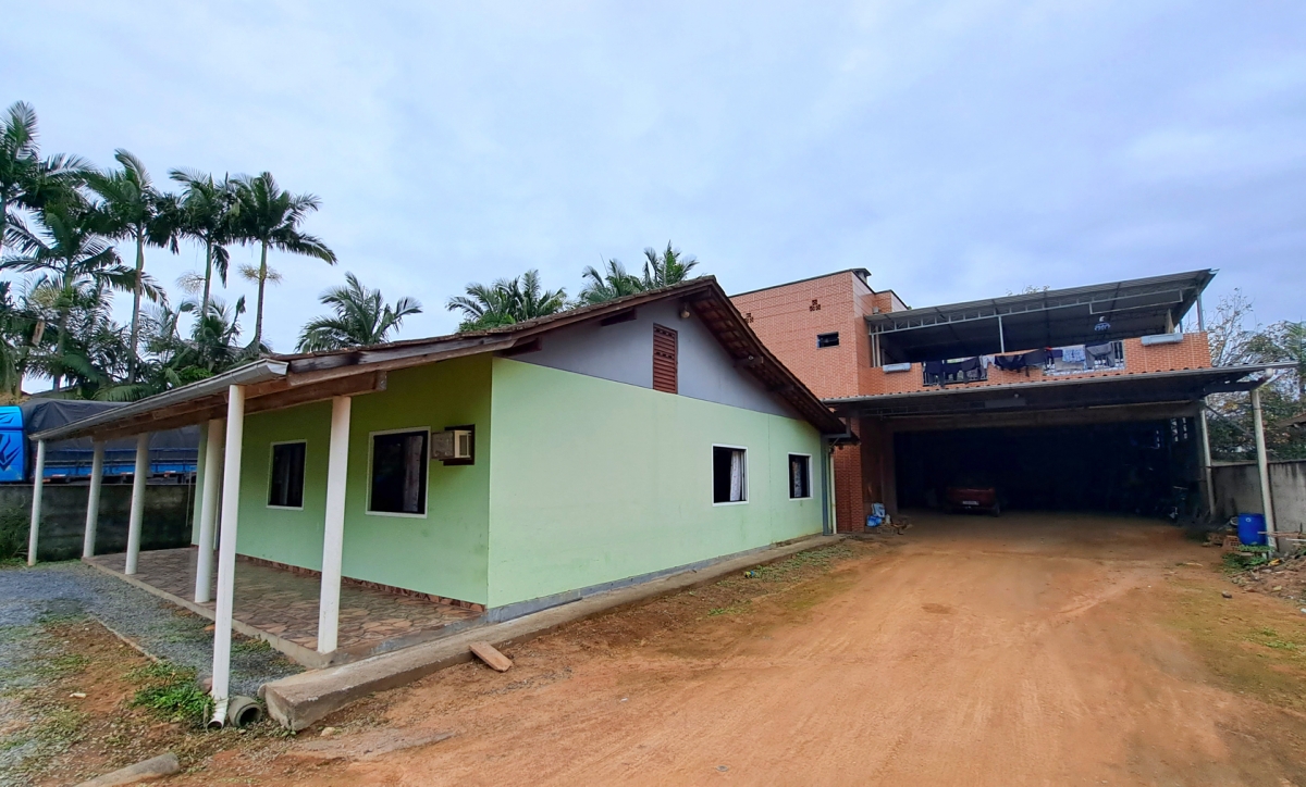 PROPRIEDADE NO DIVINÉIA