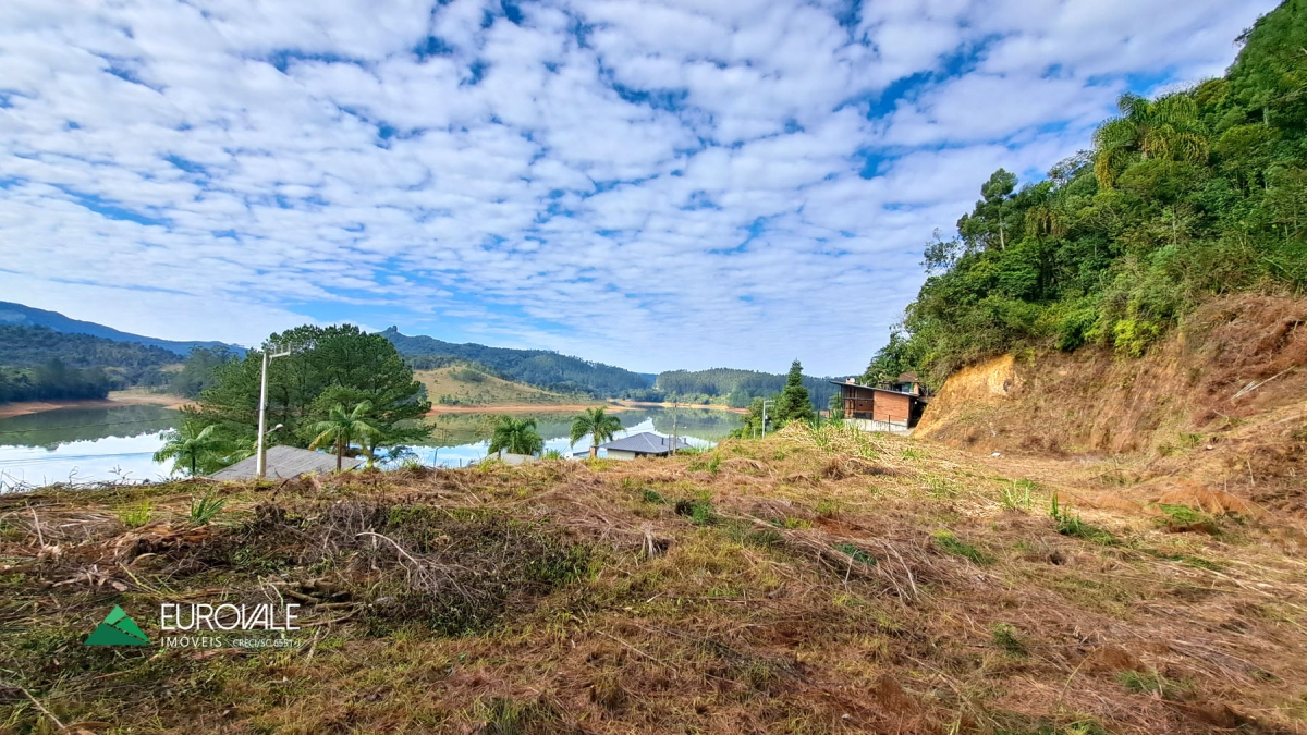 TERRENO EM PALMEIRAS