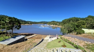  casa na represa do pinhal