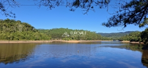  casa na represa do pinhal